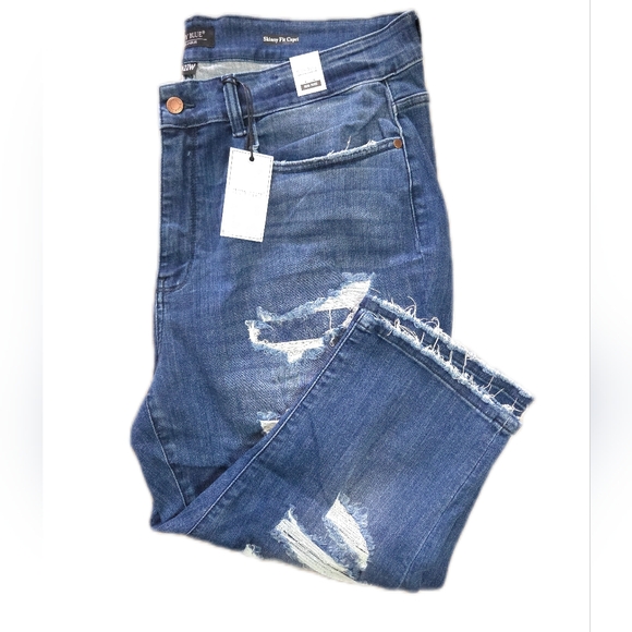 Judy Blue Denim - Judy Blue Women's Blue Distressed Capri Jeans